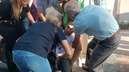 Otomobil alev topuna döndü