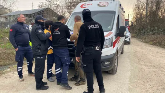 Otomobil dereye uçtu, Araç kendi gitti dedi