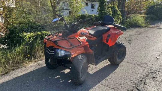 Otomobil ile ATV kafa kafaya çarpıştı: 2 yaralı
