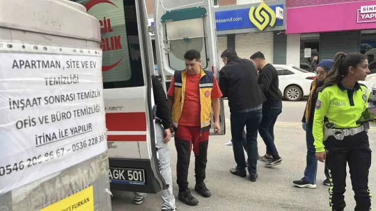 Otomobil ile çarpışan motokurye yaralandı
