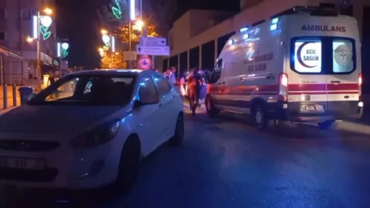 Otomobil ile çarpışan sürücü yaralandı