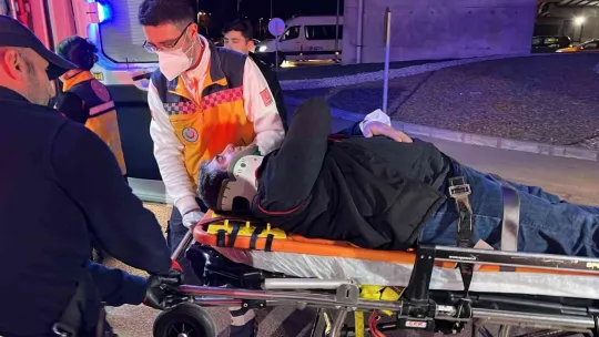 İzmit'te otomobil ile pikap çarpıştı: 1 Yaralı!