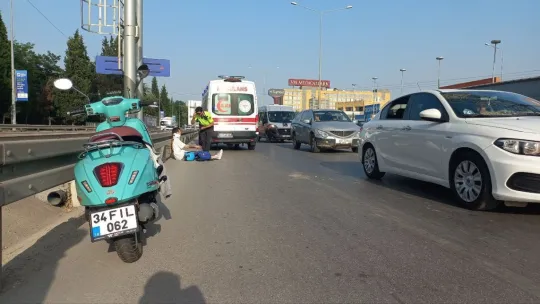 Otomobile yola savruldu: 2 yaralı