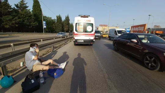 Otomobile yola savruldu: 2 yaralı