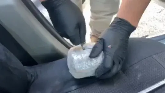 Otomobili uyuşturucu taşımak için özel dizayn etmişler