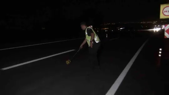 Otomobilin çarptığı genç ağır yaralandı