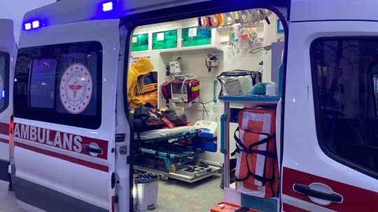 Otomobilin çarptığı kadın yaralandı