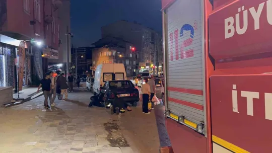 Otomobilin motor kısmına giren haylaz kedi uğraştırdı