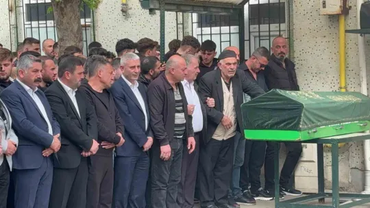 Otomobille kafa kafaya çarpışan motosikletin sürücüsü hayatını kaybetti