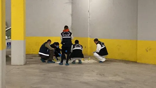 Otoparkta boğazından kesilmiş halde bulundu