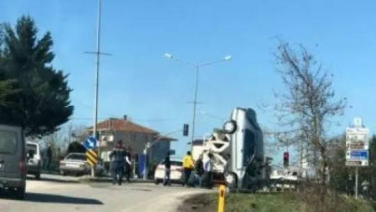 Öyle bir kaza yaptı ki görenler şok oldu!