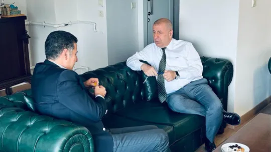 Özdağ ve Oğan ikilisinden fotoğraf