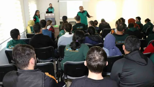 Özel öğrencilere deprem eğitimi