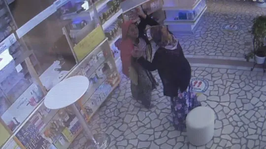 Parasını çalan hırsızları yakalayan yaşlı kadın konuştu