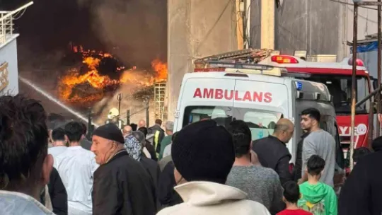 Parfüm dolum tesisinde çıkan yangında 6 ölü, 4 yaralı