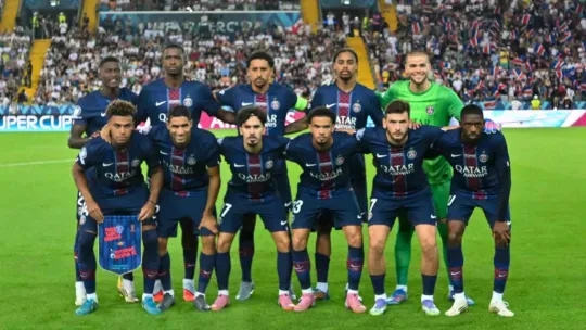 Paris Saint-Germain, Süper Kupa'yı ilk kez müzesine götürdü