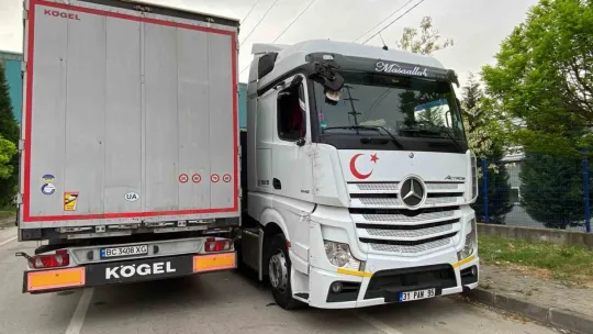 Ukrayna'dan Kocaeli'ye gelip alkollü halde kazaya karıştı