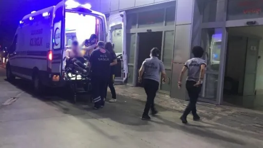 Körfez'de 16 yaşındaki genç boynundan bıçaklandı