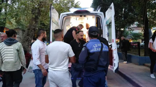 Parkta yere yığılan şahıs ekipleri harekete geçirdi