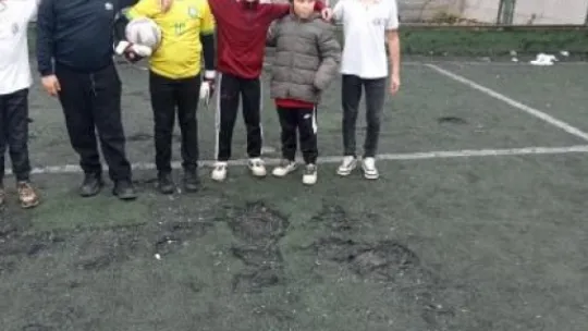 Patates tarlası değil, futbol sahası