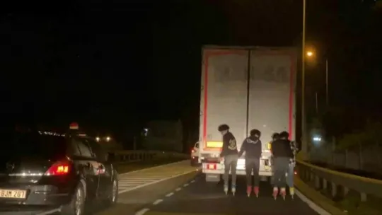 Patenci gençlerin tehlikeli yolculuğu!