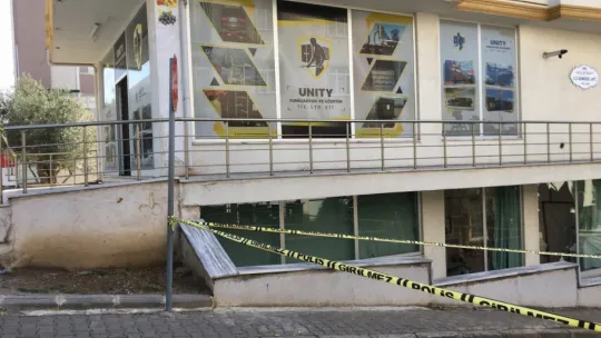 Patlamanın olduğu sokakta incelemeler yapıldı