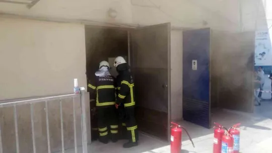 Patlayan trafo yangın çıkardı