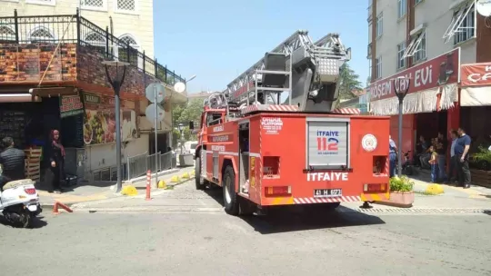 Patlayan trafo yangın çıkardı