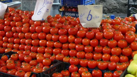 Pazarlar marketlerden çok daha ucuz