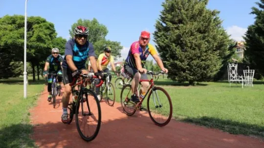 Pedallar sağlıklı yaşam için çevriliyor