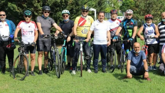 Pedallar sağlıklı yaşam için çevriliyor