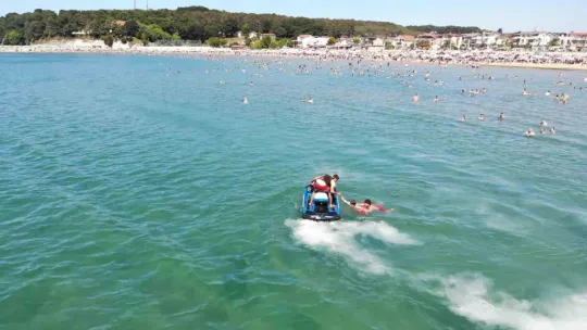 Plajda hayat nöbeti