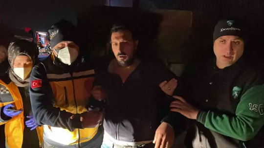 Yangın 3 saat sonra kontrol altına alındı