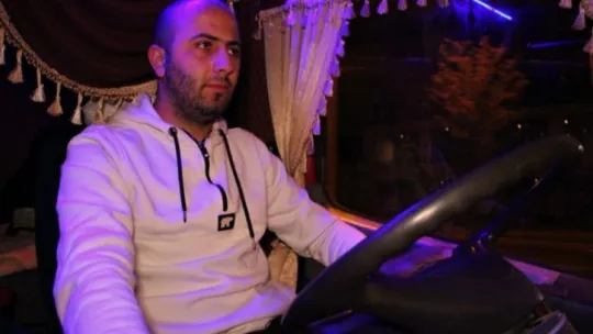 Polis, iftar saatinde yaptığı bu hareketiyle yürekleri ısıttı!