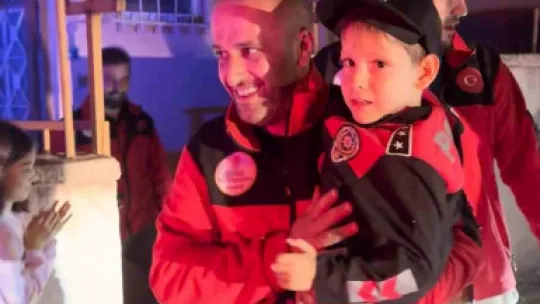 Polis olmak isteyen omurilik felçli Umut'a öyle bir sürpriz yaptılar ki