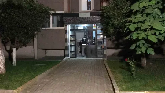 İzmit'te önce sevgilisini öldürdü sonra intihar etti