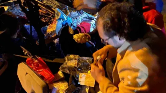 Polislerin içinde bulunduğu otomobil tıra çarptı: 1 ölü 2 yaralı
