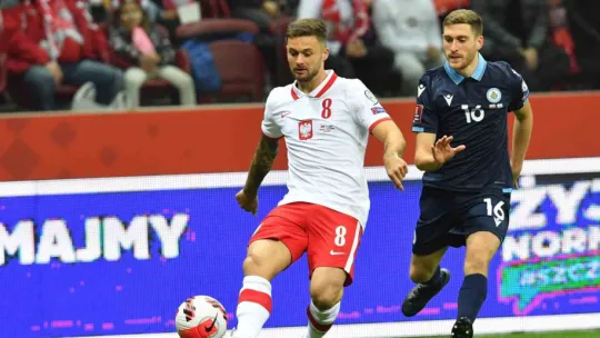 Karol Linetty, Kocaelispor için Türkiye'de