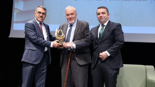 İlber Ortaylı, Cumhuriyet'in ilk yüzyılını anlattı