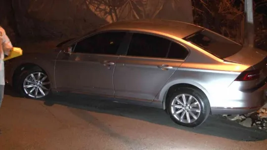 İstanbul'da pusu kurup otomobili kurşunladılar