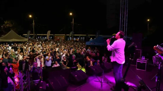 Rafet El Roman'dan unutulmaz bir gece