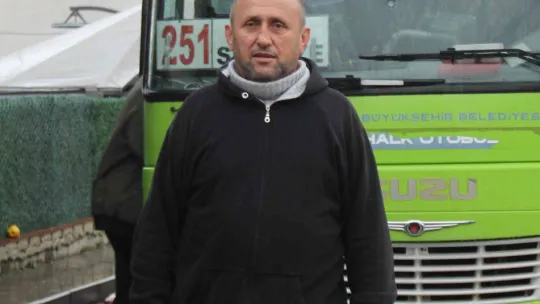 Yolcuyu 3 dakikada hastaneye yetiştirdi