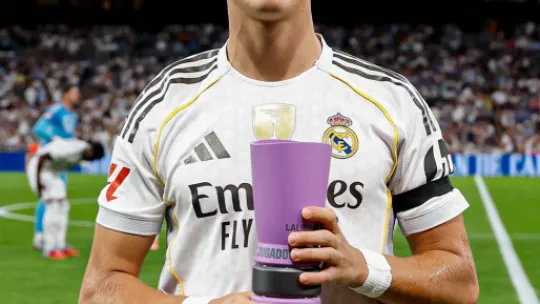 Real Madrid maç fazlasıyla liderliğe yükseldi