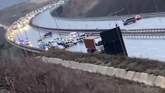 Kapanan Kuzey Marmara Otoyolu 3 saat sonra açıldı