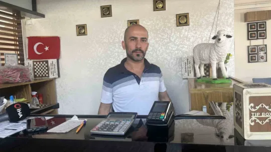 Restorana dadanan hırsız pes dedirtti: Bu cesaret ben de yok