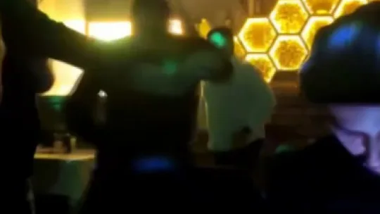 Restoranda kavga, sopalarla saldırdılar