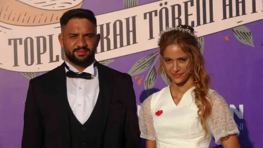 Roman çiftler toplu nikah töreniyle dünya evine girdi