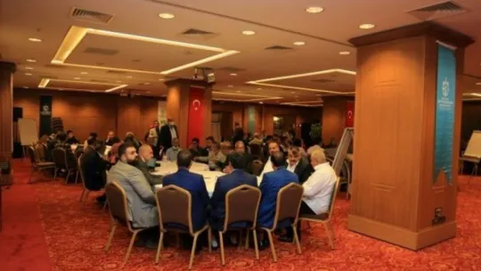 Romanlar sorunlarına Kocaeli'de çözüm aradı