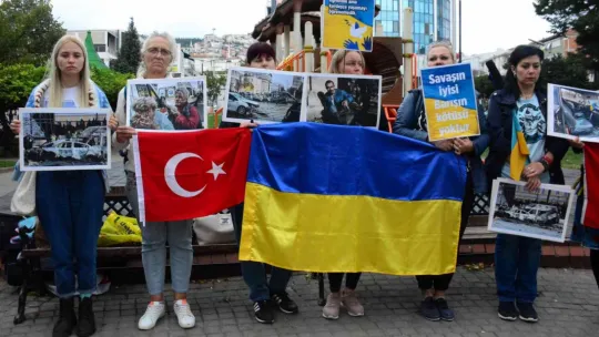 Füze saldırısına Ukraynalılar Kocaeli'de tepki gösterdi