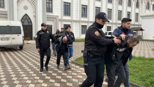Sadece gözleri gözüküyordu, çetenin düğümünü polis çözdü